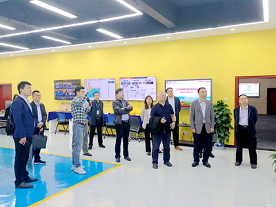 數字文創賦能，共筑湘江實驗室新篇章——何繼善、范國濱院士一行蒞臨我校共商發展大計